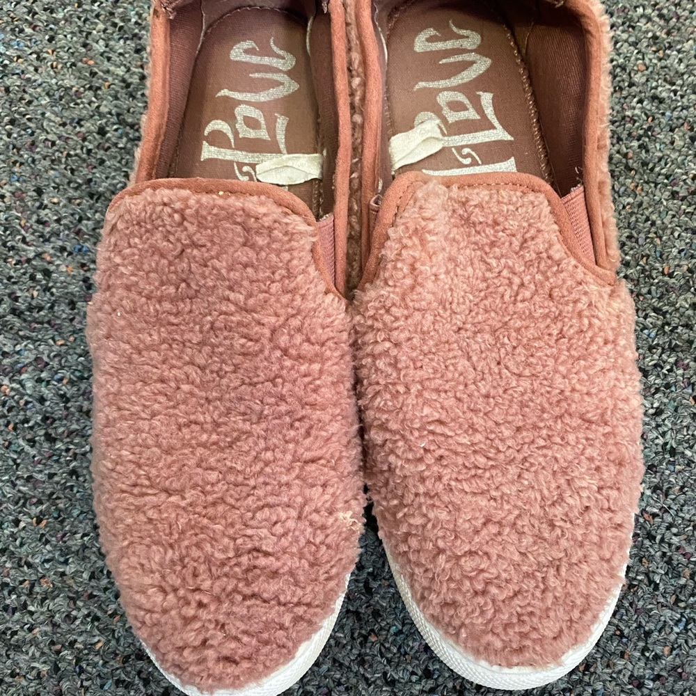 Slip-On Sherpa Casual Shoes - Dusty Rose